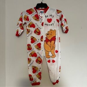 NWT Vintage 90’s Pooh branded snap button sleeper